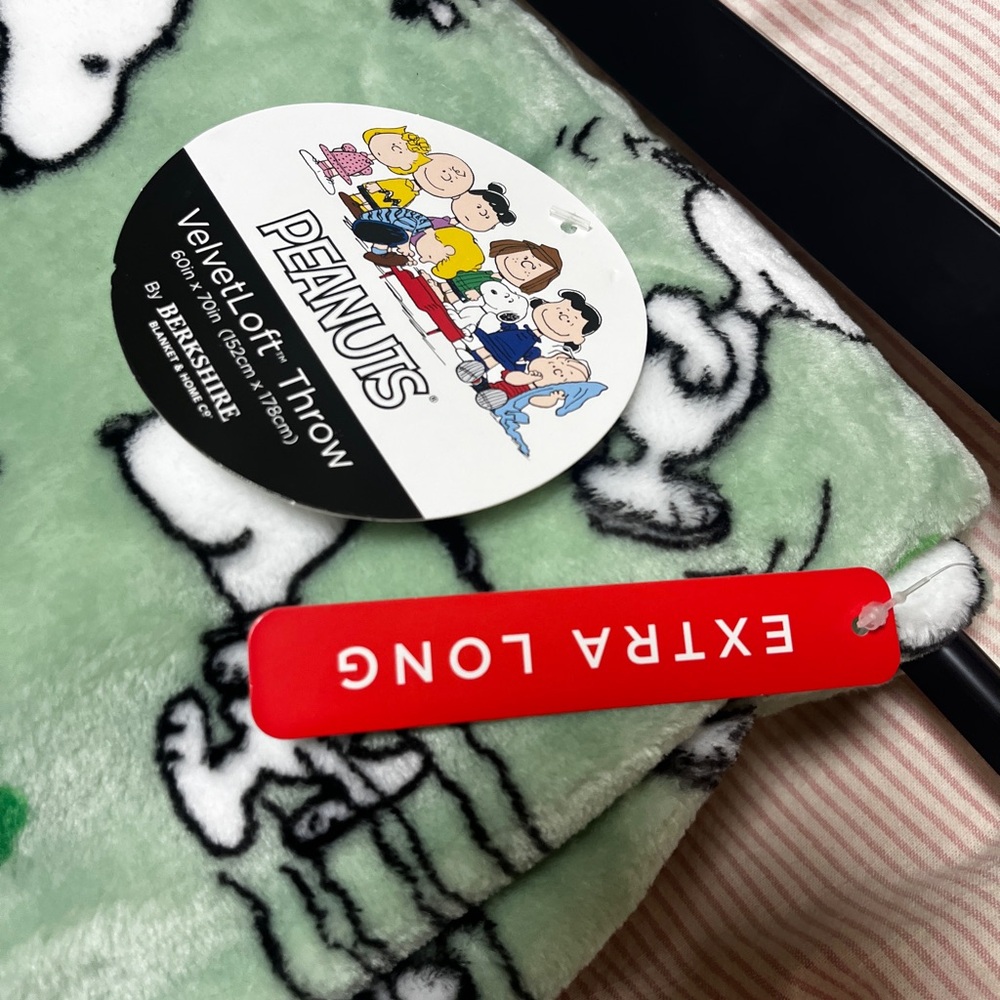 PEANUTS~Snoopy & Woodstock~ST. PATRICK’S ~XTRA LONG Throw~60”X 70”~NEW~ - Picture 4 of 5